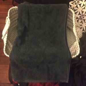 COYUCHI Bath Towel (READ DESC)